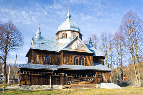Fototapeta Naklejka Na Ścianę i Meble -  An old Orthodox church in Chmiel, Bieszczady Mountains