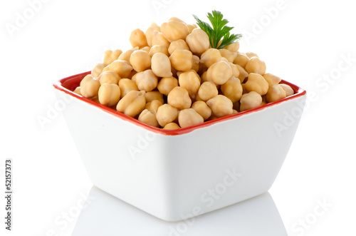 Slika na platnu Closeup of a bowl with boiled chickpeas