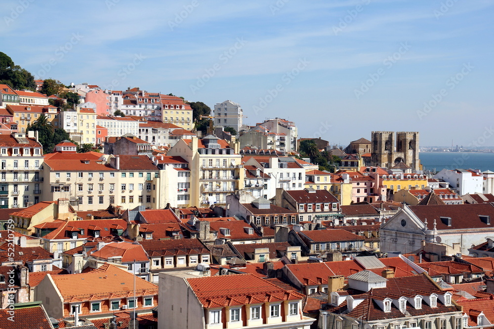 View over Lisbon with the Catedral Sé Patriarcal