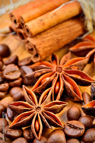 anise, cinnamon and coffe beans