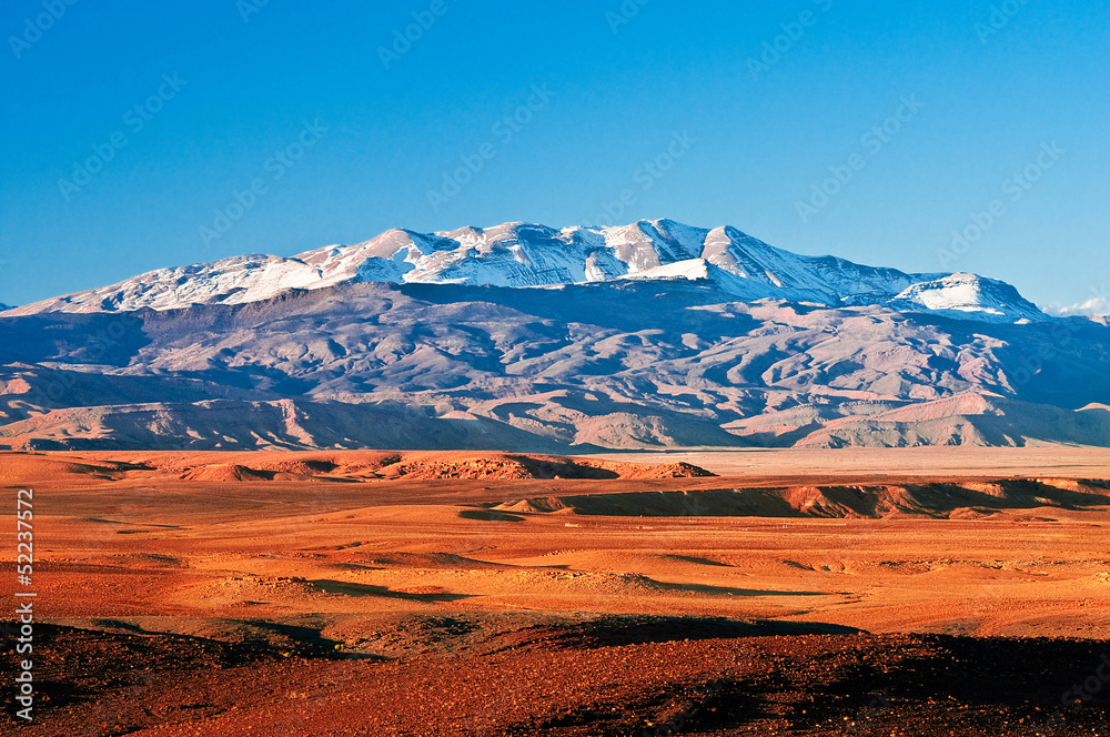 Naklejka premium Górski krajobraz na północy Afryki, Maroko