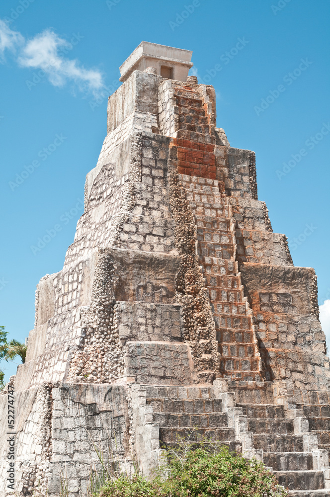 Fototapeta premium Mayan architecture