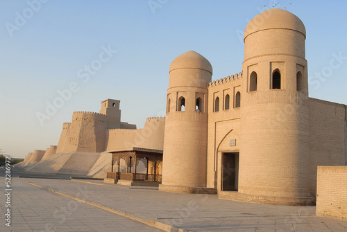 Vue des remparts de Itchan Kala à Khiva.