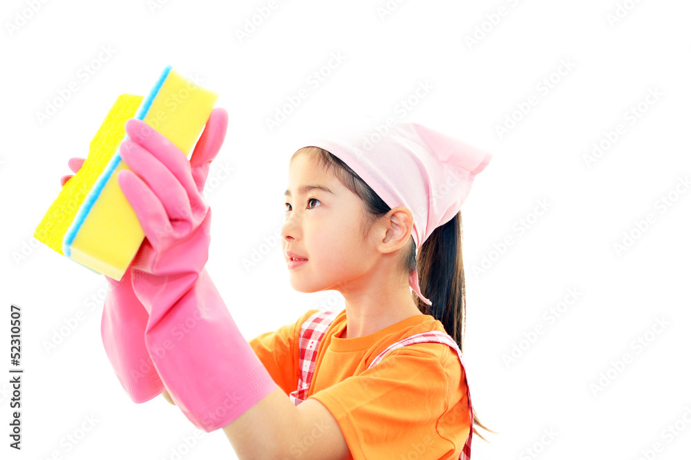 家事を手伝う女の子
