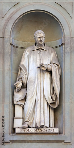 stone statue of Paolo Mascagni