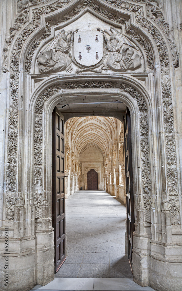 Toledo - Monasterio San Juan de los Reyes - portal
