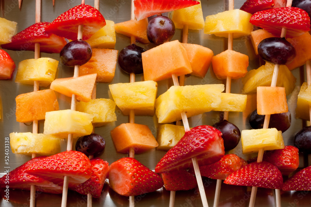 fruchtige spieße Stock-Foto | Adobe Stock fruchtige spieße Stock-Foto | Adobe Stock