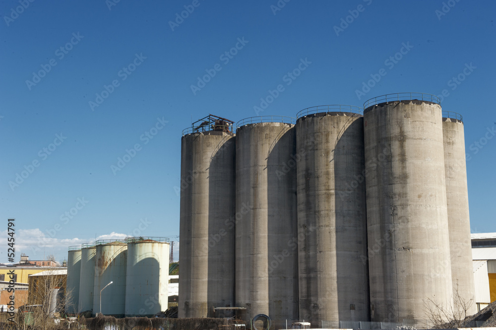 Silos Silos