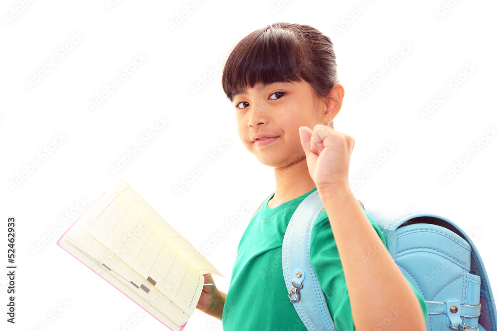 学校へ通う女の子 学校へ通う女の子