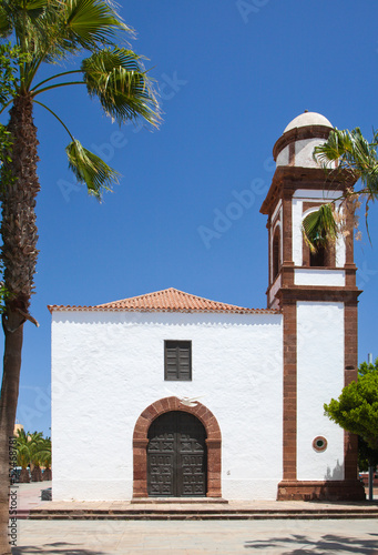 Quadro su tela Inland Central Fuerteventura, church in Antigua