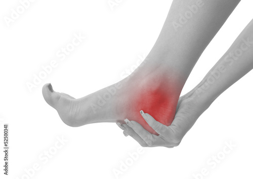 Acute pain in a woman ankle © Lovrencg