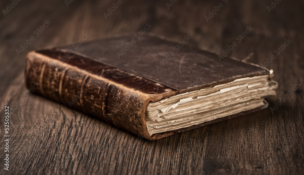 Obraz premium Old Book