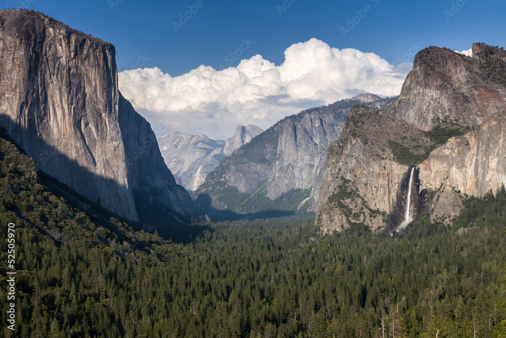 View across the Yosemite Valley from Tunnel View California USA