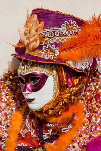 Fototapeta Naklejka Na Ścianę i Meble -  Traditional venetian carnival mask