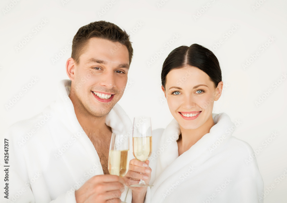 couple in spa couple in spa