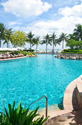 swimming pool of hyatt regency hua hin