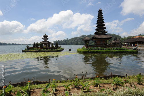 Il tempio di Pura Ulu Danau a Bedugul sull'isola di Bali