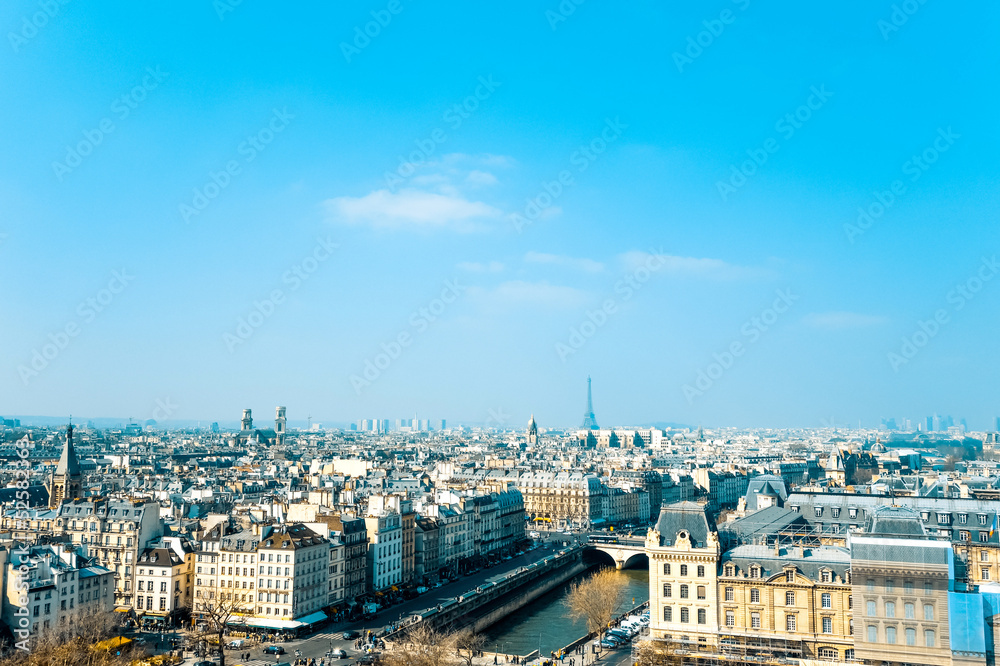beautiful Parisian sunshine streets view