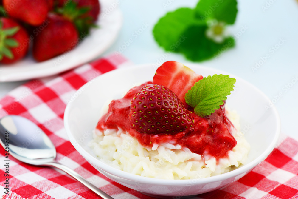 Milchreis mit Erdbeeren Milchreis mit Erdbeeren
