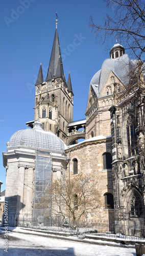 Aachener Dom im Winter photo