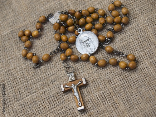 Фотография Old rosary with wooden beads
