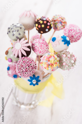 viele bunte Cake Pops