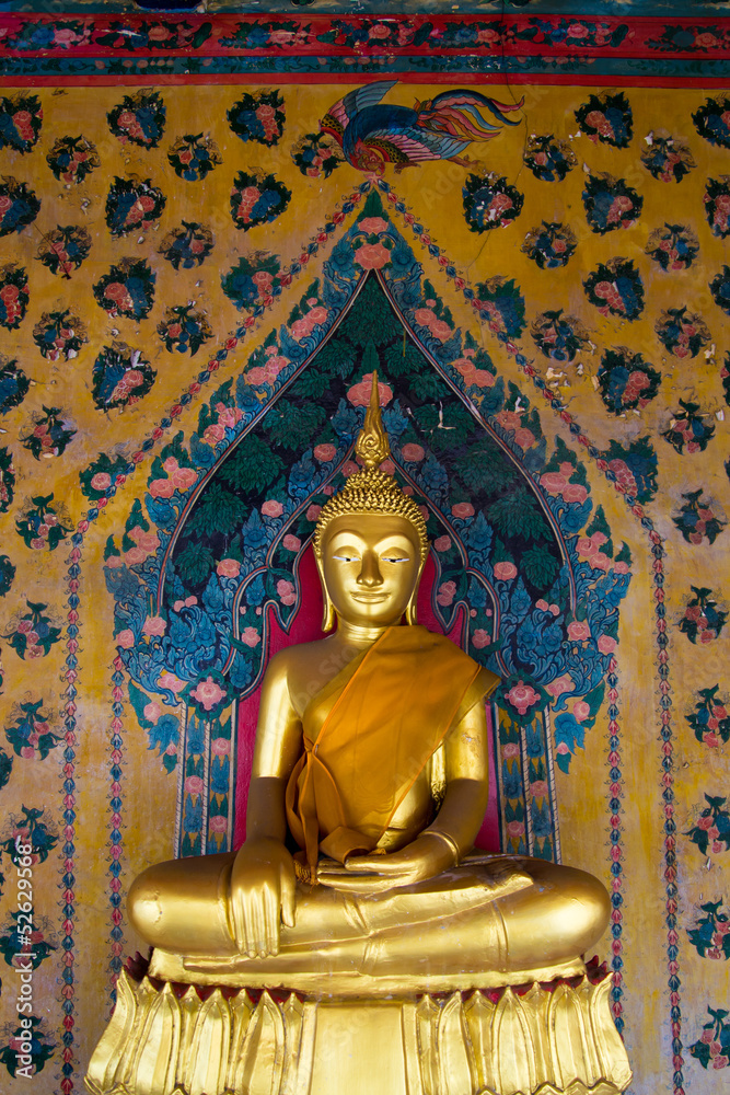 The sitting buddha The sitting buddha