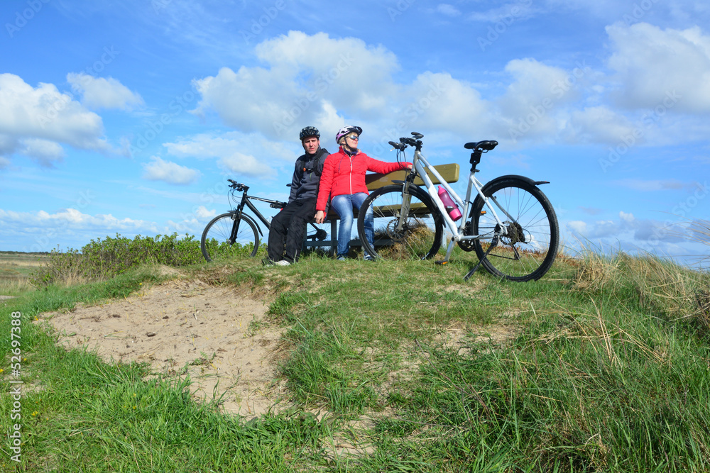 Naklejka premium Radfahrer machen eine Pause