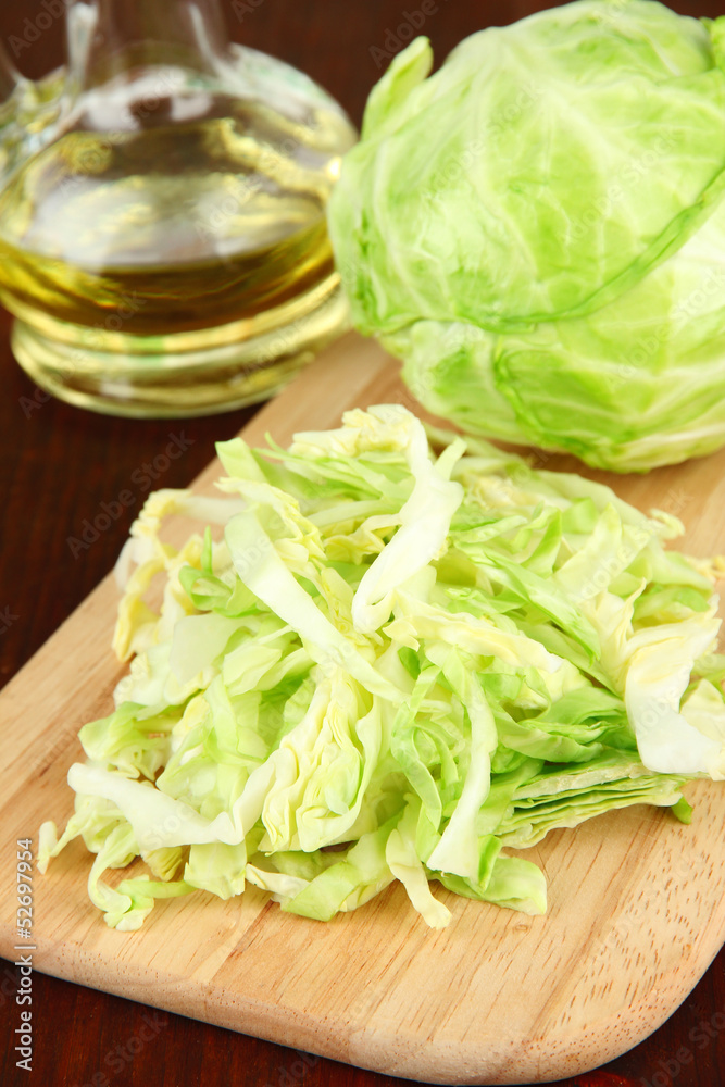 Green cabbage, oil, spices