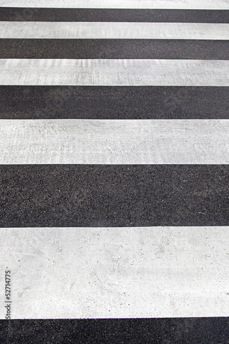 Urban crosswalk © esebene