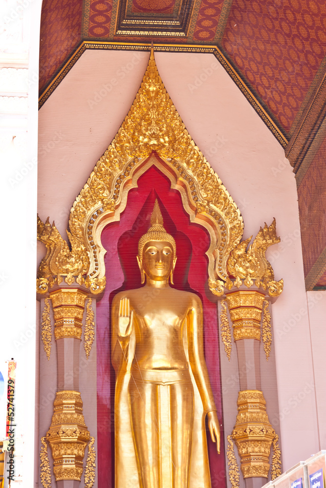Fototapeta premium Buddha statue in thailand