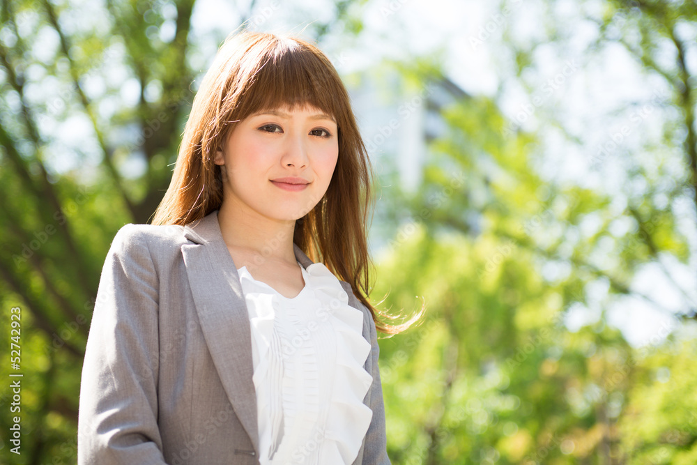 笑顔の女性 ビジネス 笑顔の女性 ビジネス