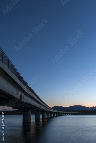 reservoir bridge © Alfonsodetomas