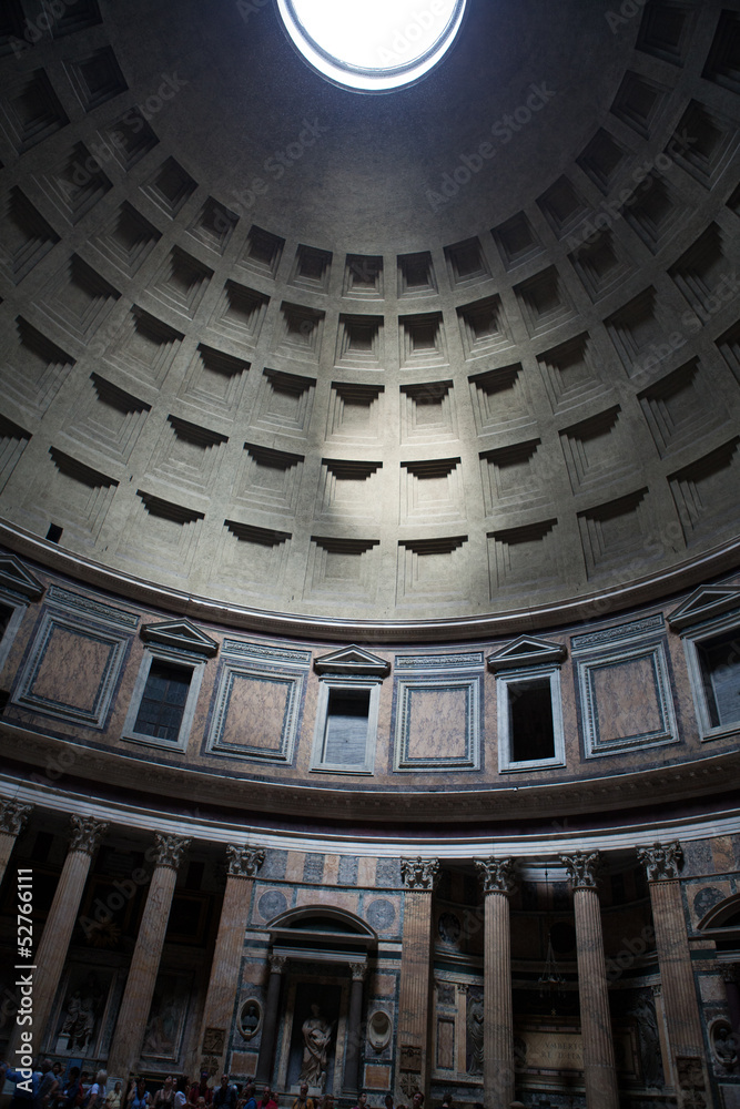 Fototapeta premium Interior view of the dome of the Pantheon in Rome, Italy.