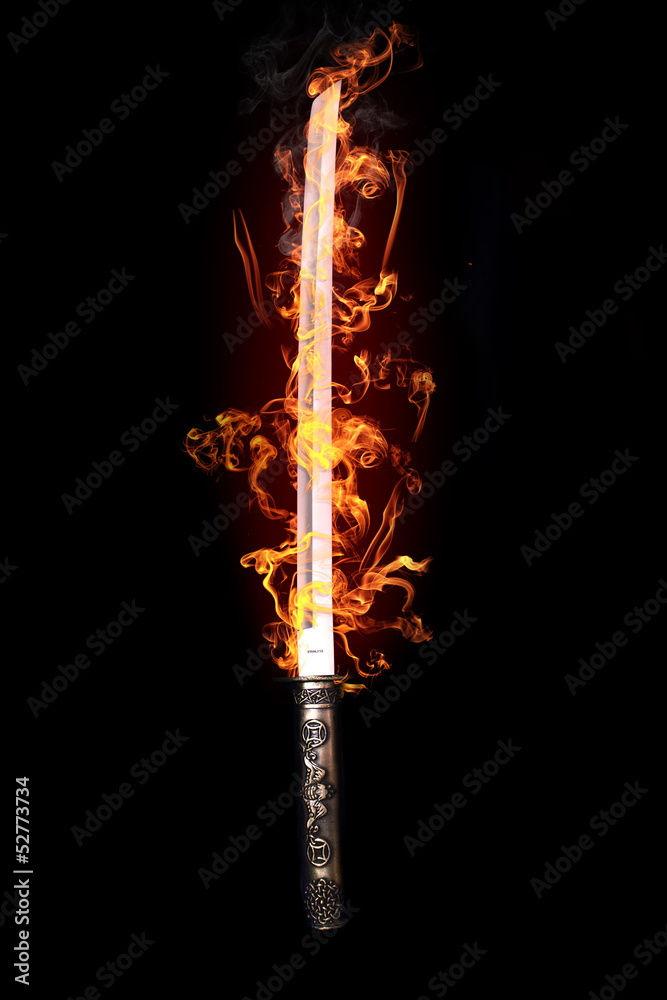 Obraz premium Japoński miecz w płomieniach