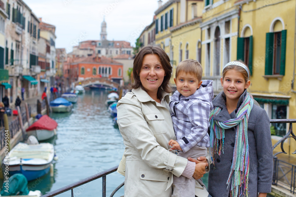 Venetian view and family