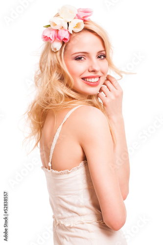 attraktive junge blonde Frau