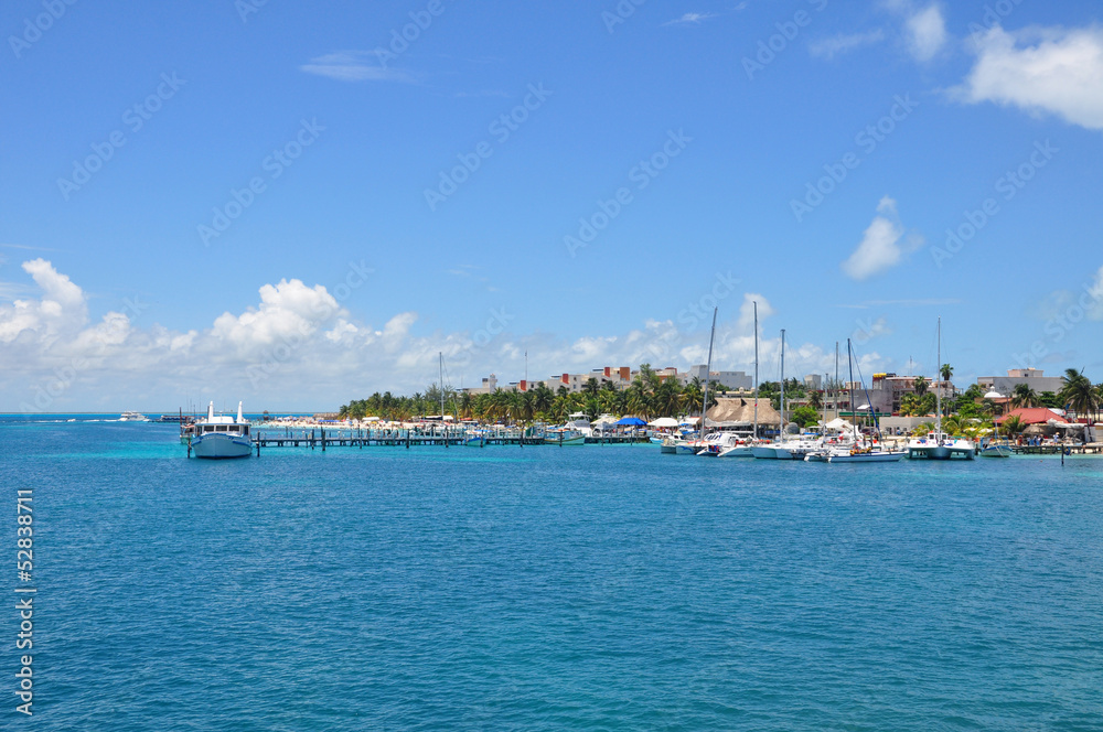 Pier auf Isla Mujeres, Mexiko, in der Nähe von Cancun