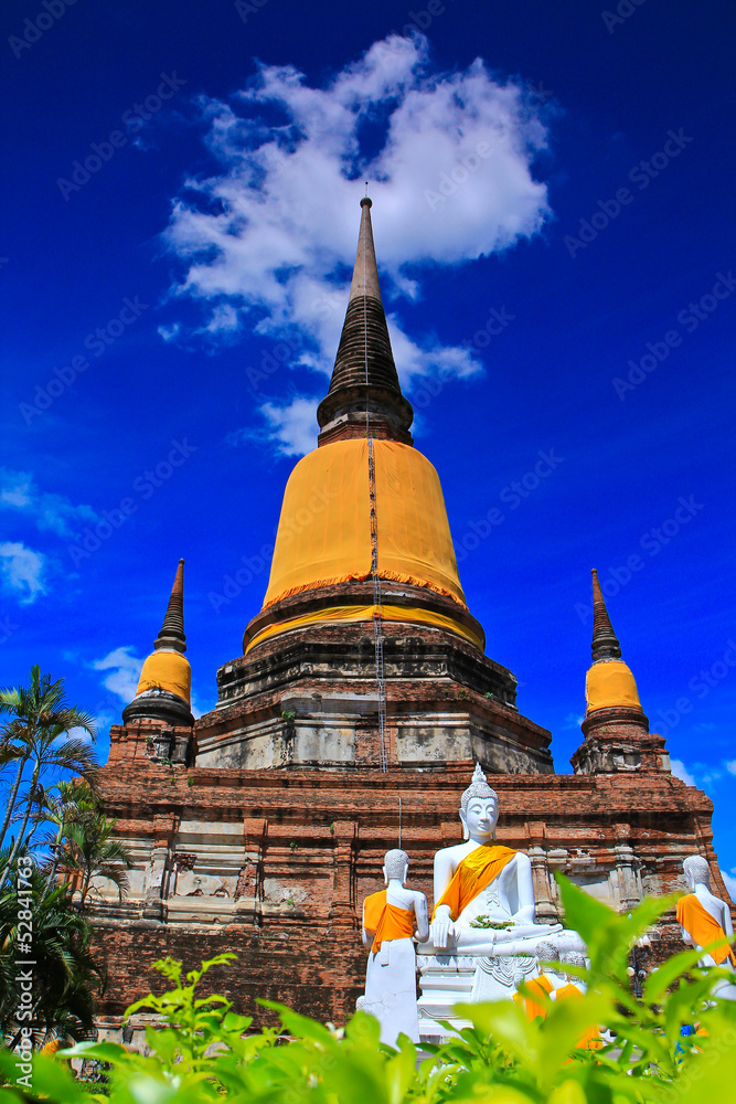 Pagoda at Wat Yai Chai Mongkol in Ayuthaya province of Thailand