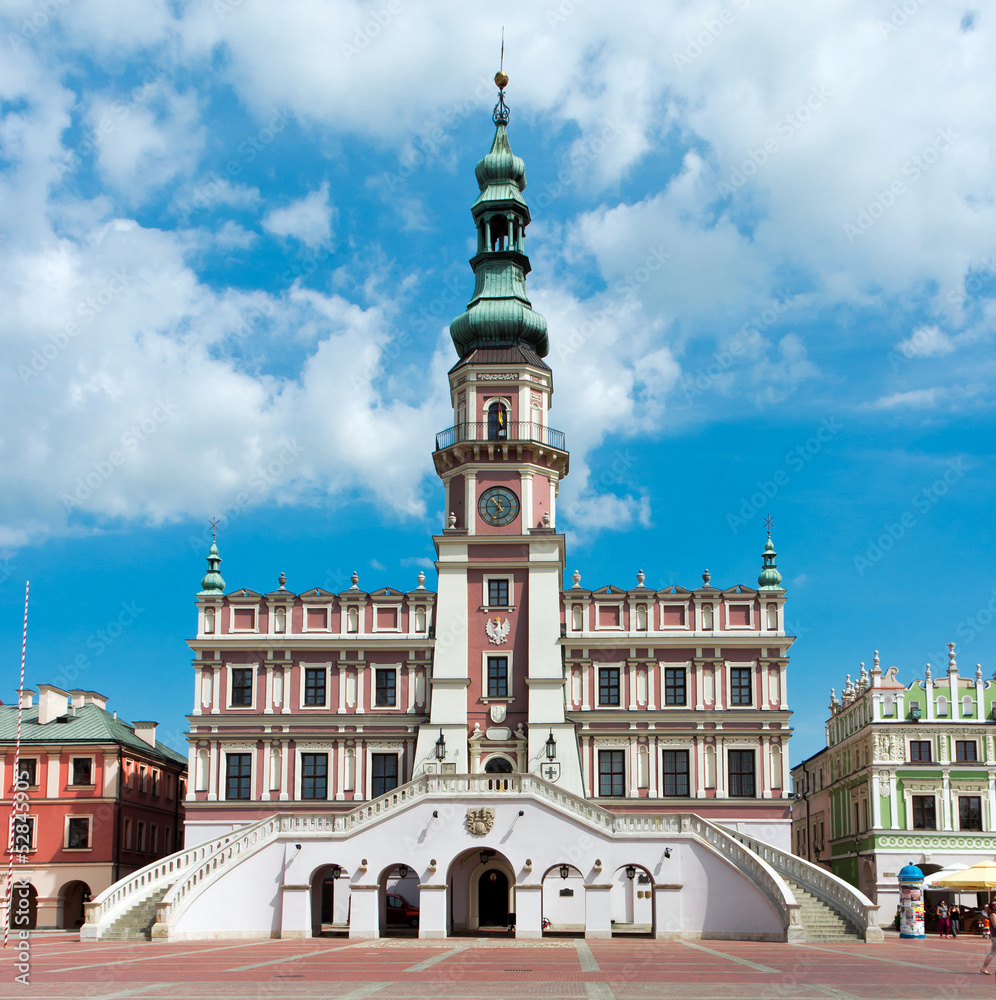 Obraz premium The main market square in the old town of Zamosc. It is on the U