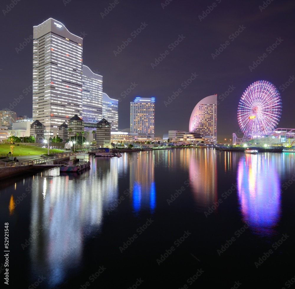 Naklejka premium Yokohama, Japan Cityscape at Minato-mirai