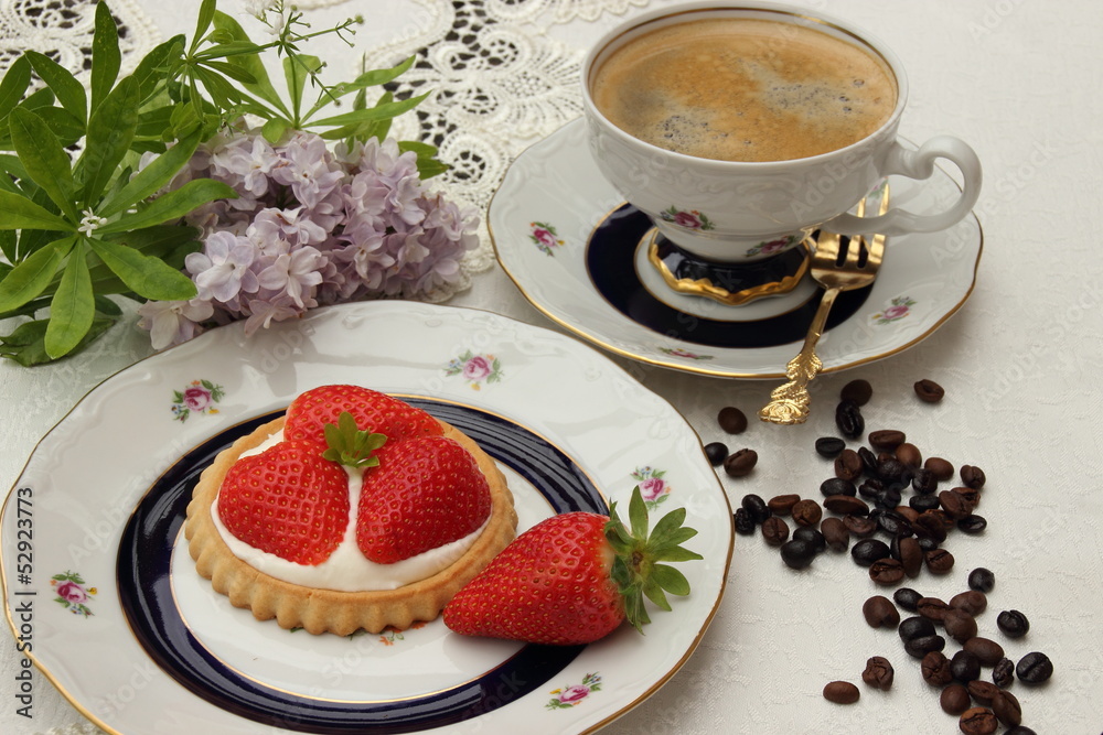 Erdbeer Torte und Kaffee Erdbeer Torte und Kaffee