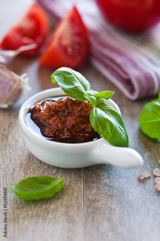 tomatenpesto - pesto rosso tomatenpesto - pesto rosso