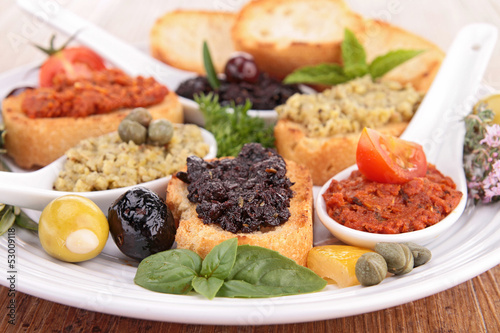 assorted of toast with tapenade