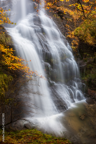 Uguna waterfall photo