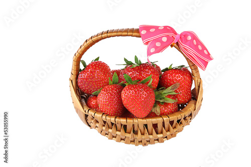 Erdbeeren im Körbchen