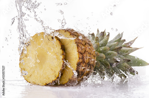 ananas splash photo