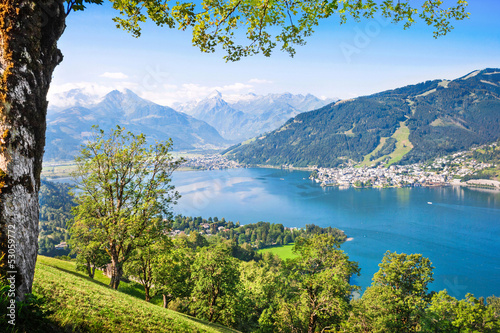 Obraz na płótnie Beautiful landscape with Alps and lake, Zell am See, Austria w salonie