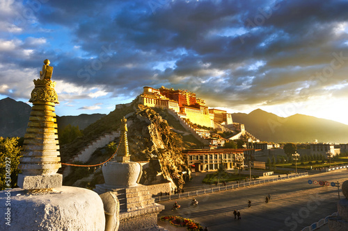 The potala palace,in Tibet of China photo