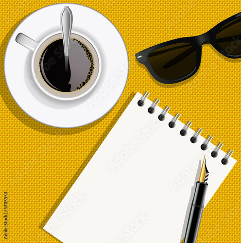bloc notes - écrivain -  journaliste - écrire - vue du dessus - tasse de café